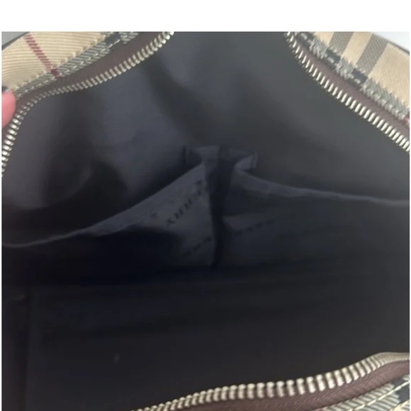 EUC Burberry Nova Check Handbag with Burberry knotted zip around wallet - Picture 3 of 11